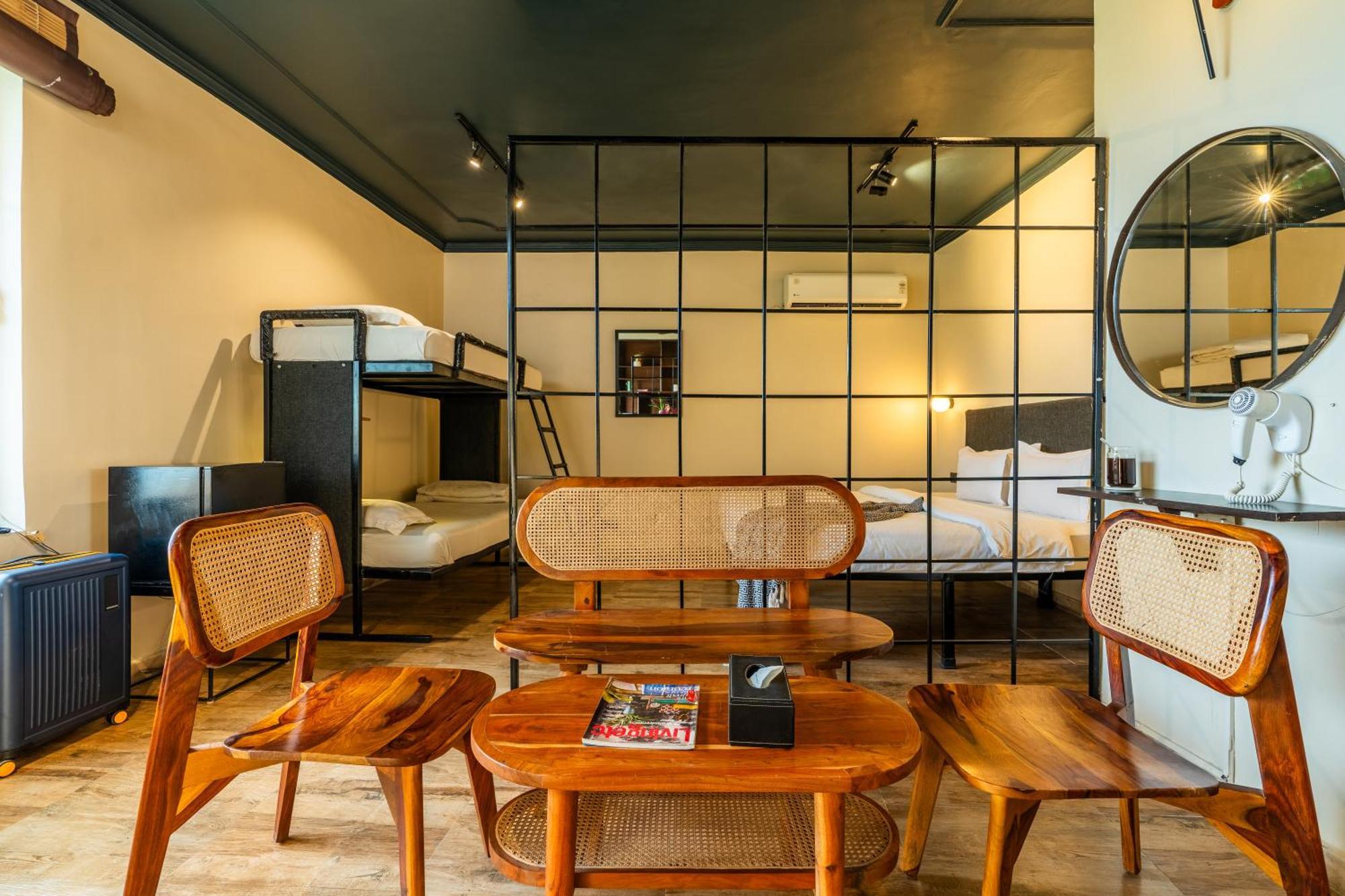 Minimalist One Hauz Khas Village Új-Delhi Kültér fotó